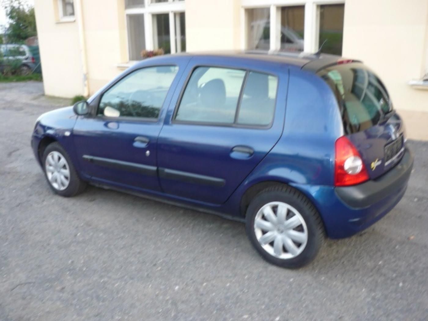 Renault Clio, 1.2i.Klima.5.dv.43kw - fotka 4