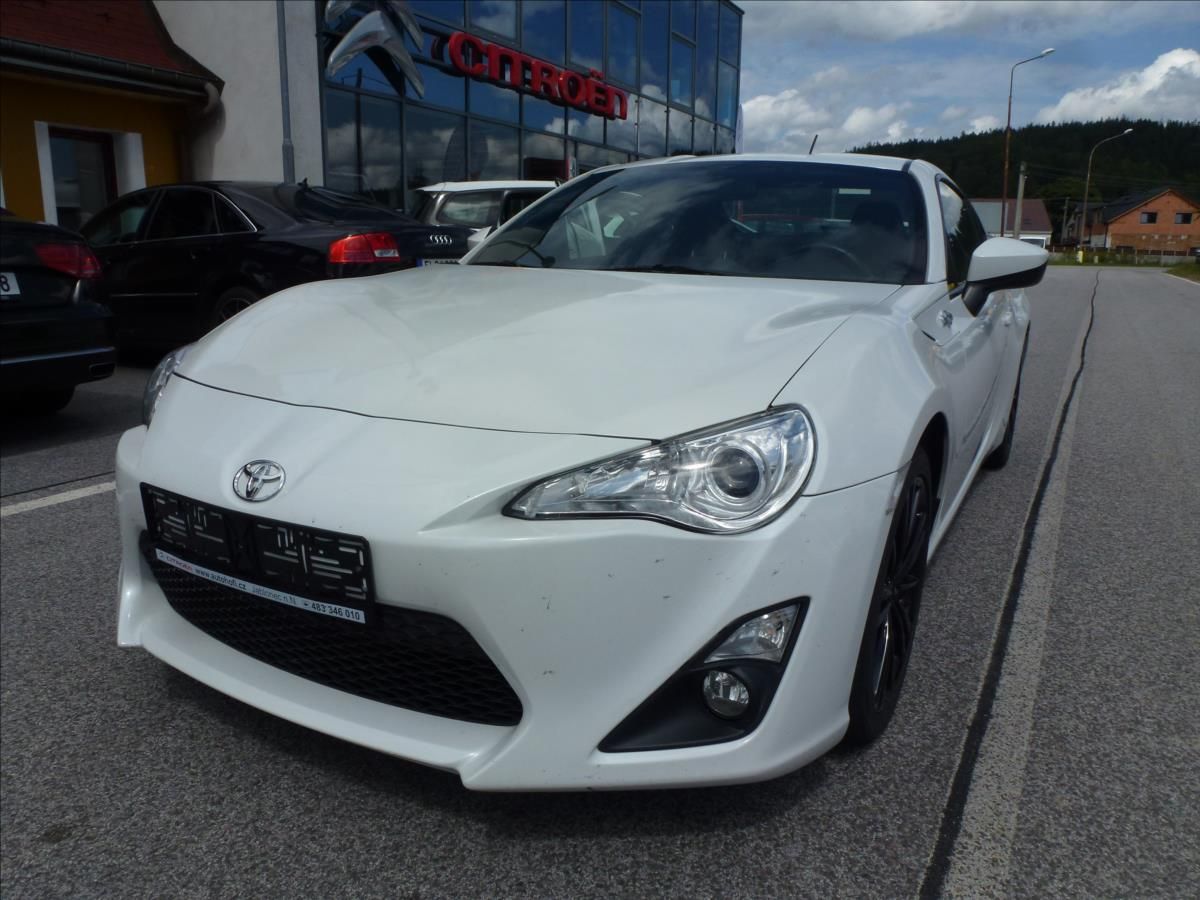 Toyota GT86, 2,0 16V BOXER Málo KM!!!  SCIO - fotka 2