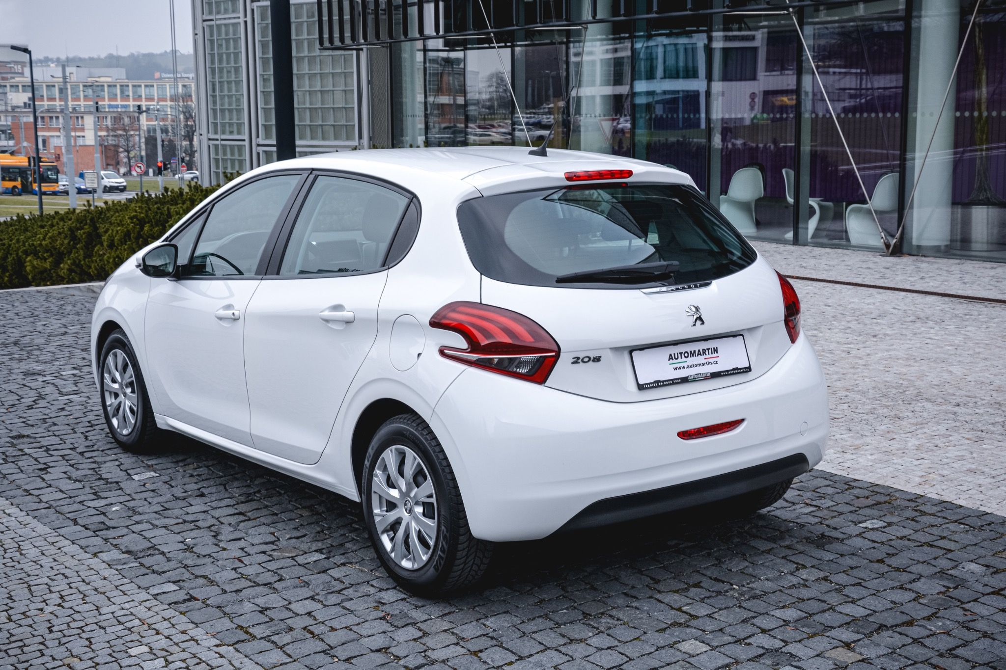 Peugeot 208, Active 1.5 Bluehdi 1 MAJ ČR - fotka 6