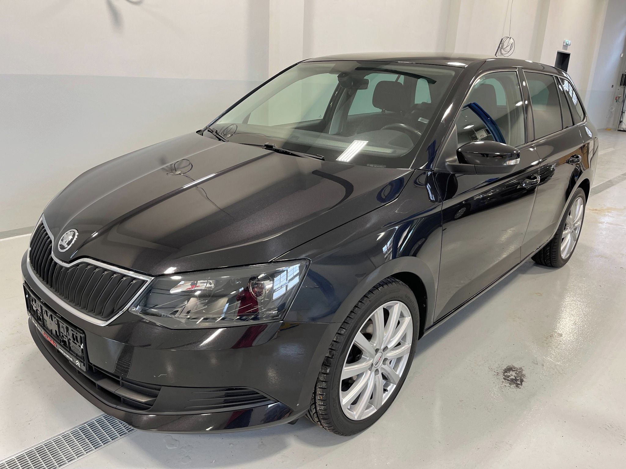 Škoda Fabia, 1.4TDi 66kW DSG AMBITION Combi - fotka 3