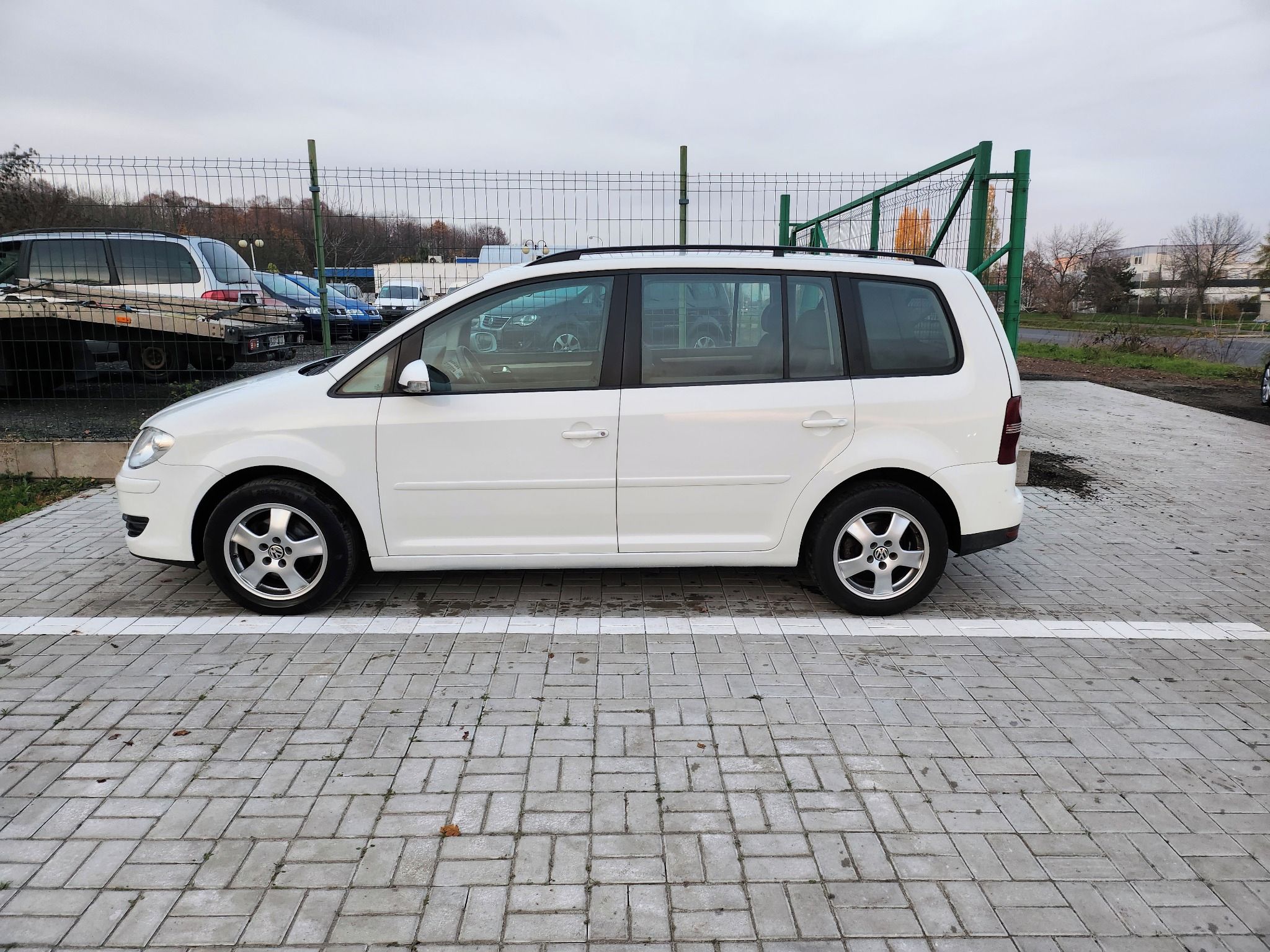 Volkswagen Touran, 2.0 Tdi - fotka 3