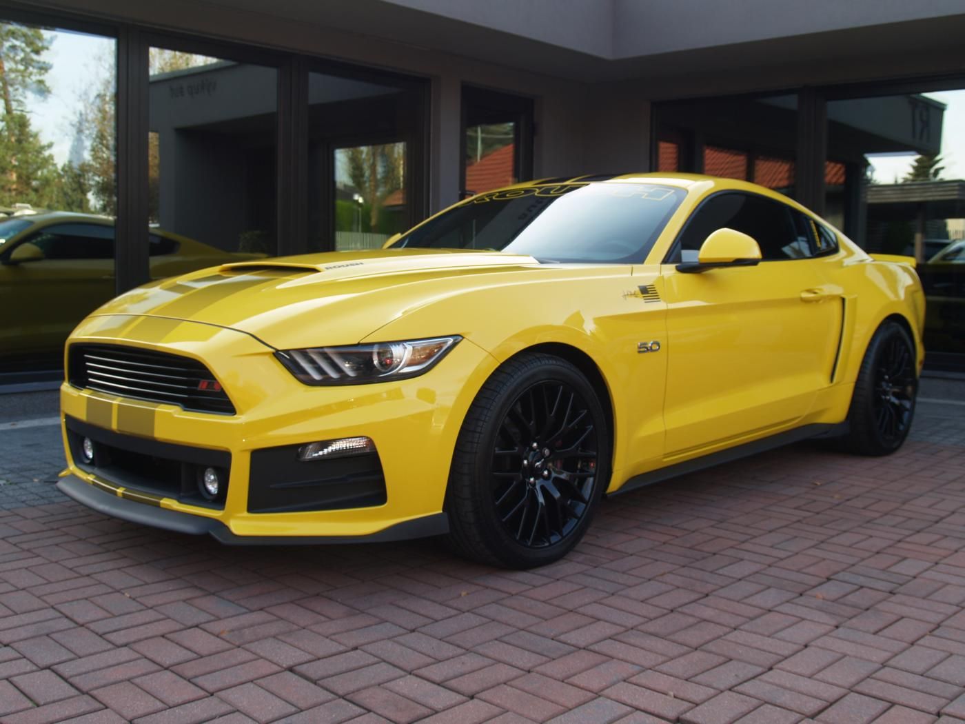 Ford Mustang, 5.0 V8 ROUSH-paket - fotka 2