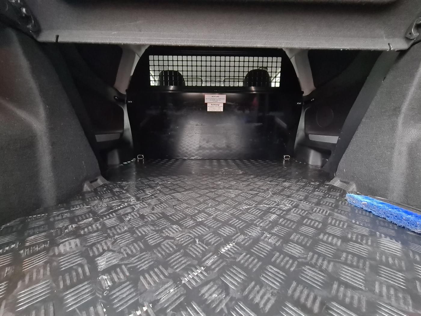 Kia Cee´d, 1,4 VAN!!2.MÍSTNÁ-SERVIS-N - fotka 3
