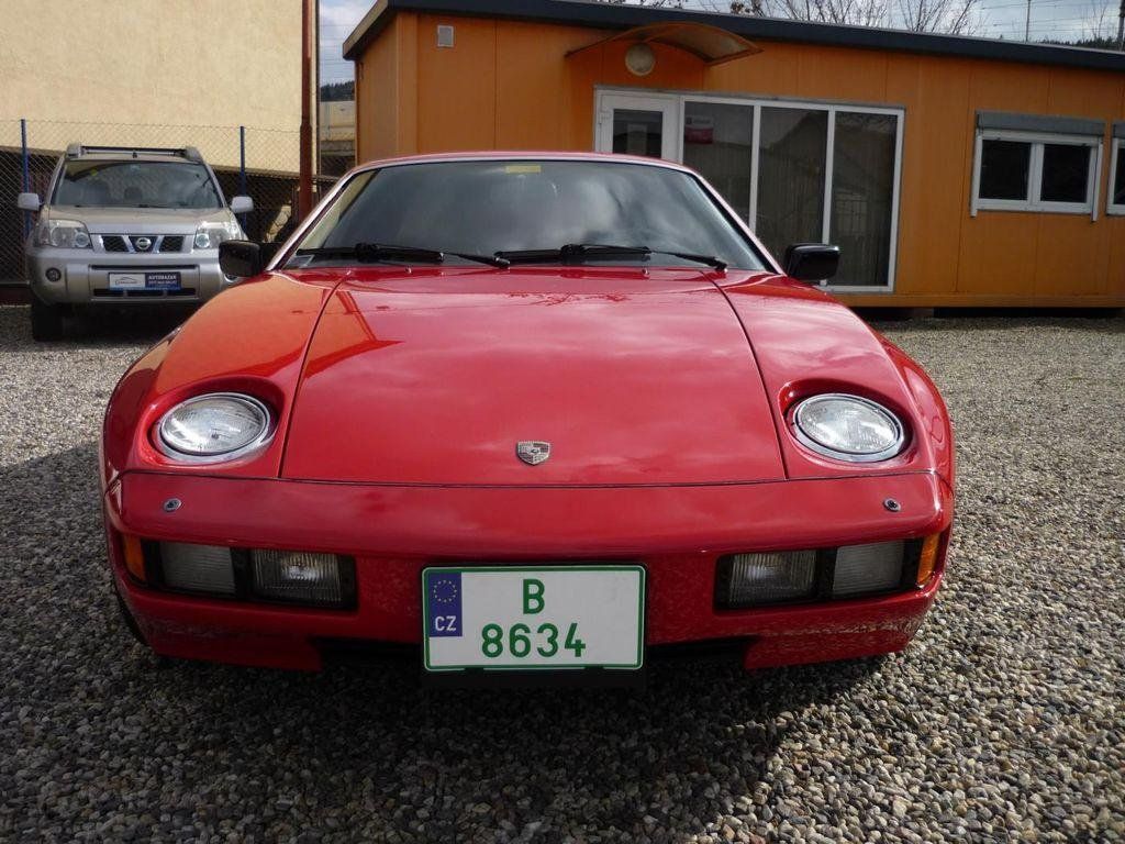 Porsche 928, 4,5 170KW - fotka 2