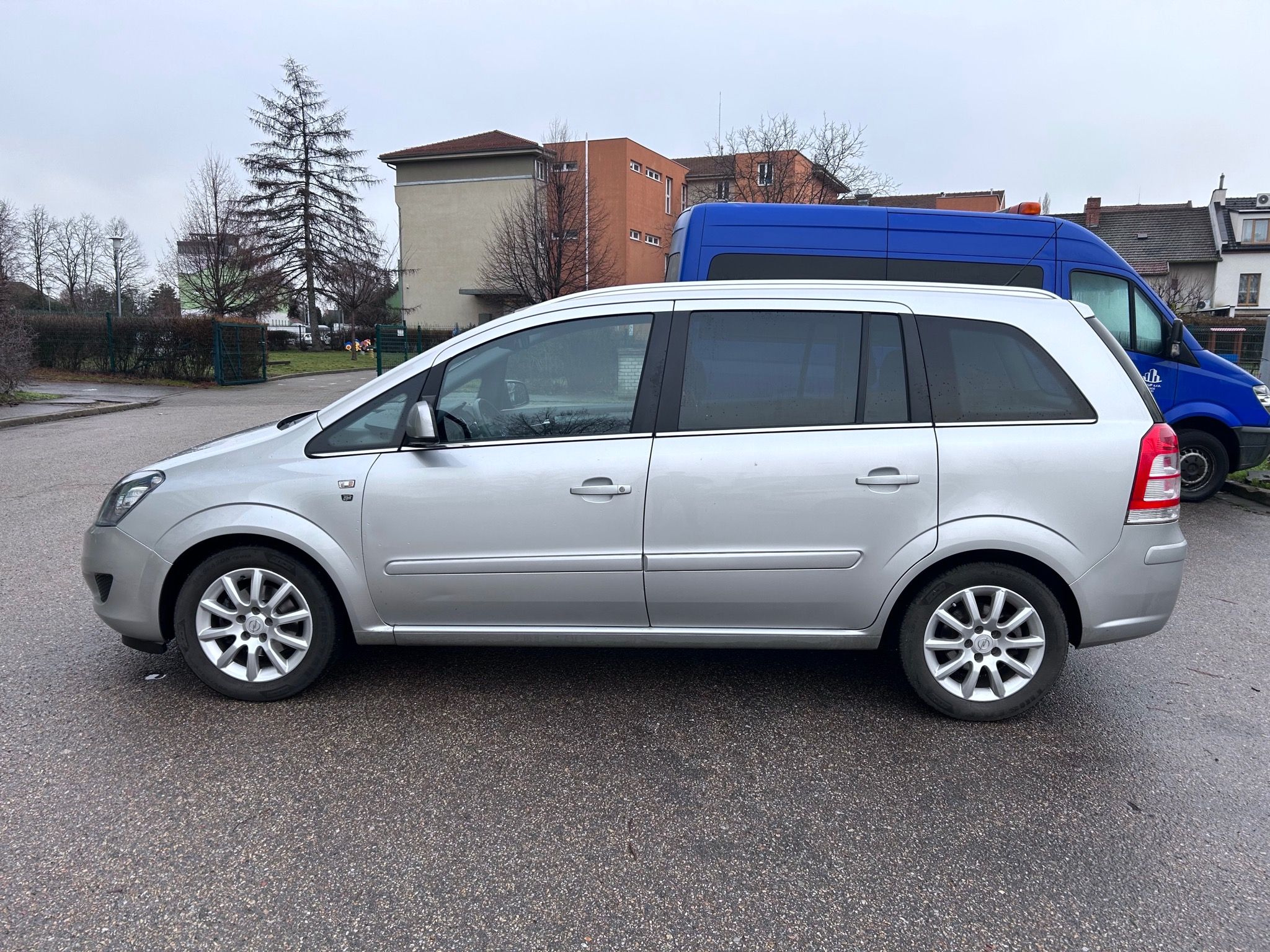Opel Zafira, 1,8 16V, 7 míst, - fotka 5