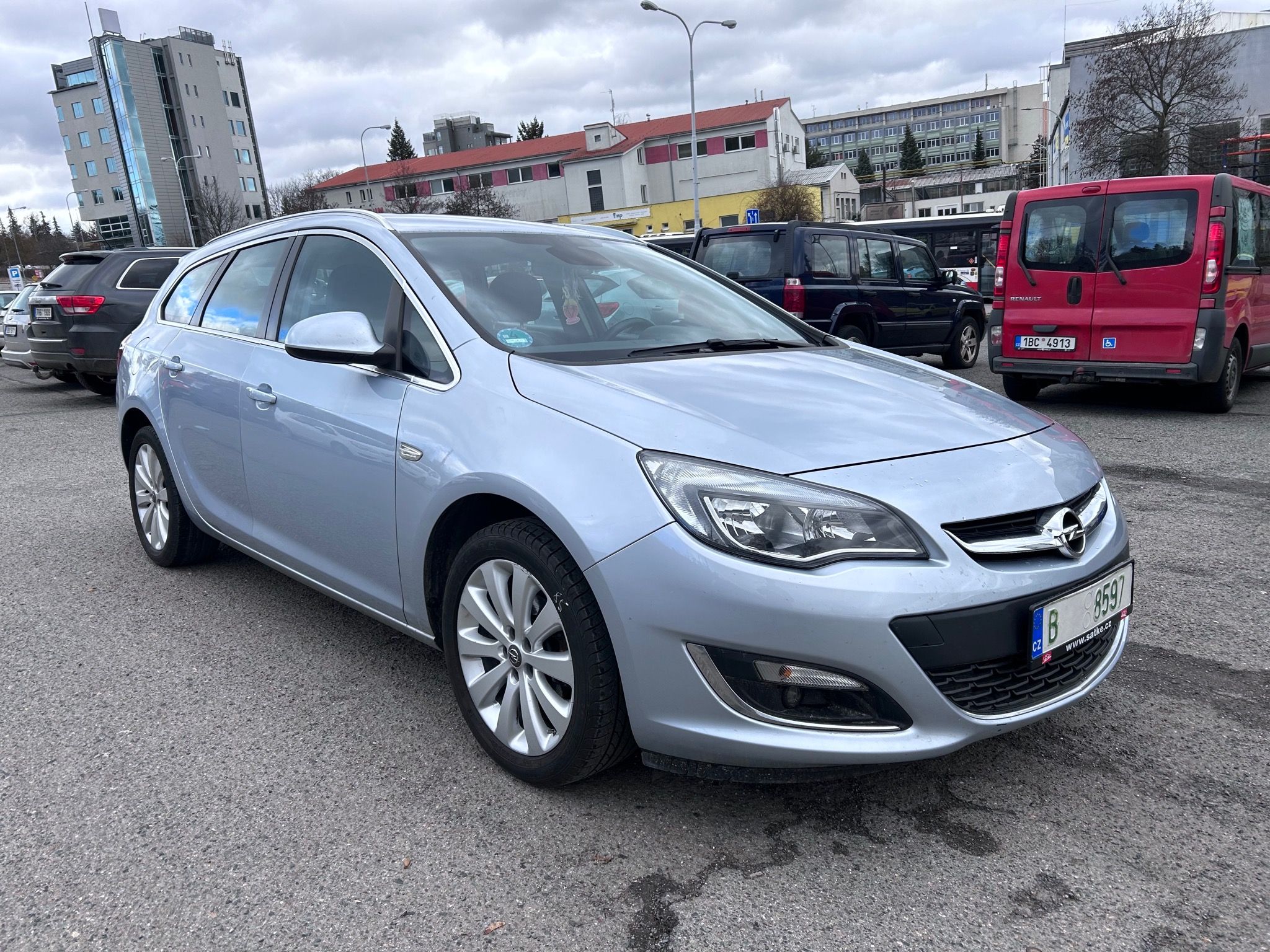 Opel Astra, J Sports Tourer, nové TURBO - fotka 3