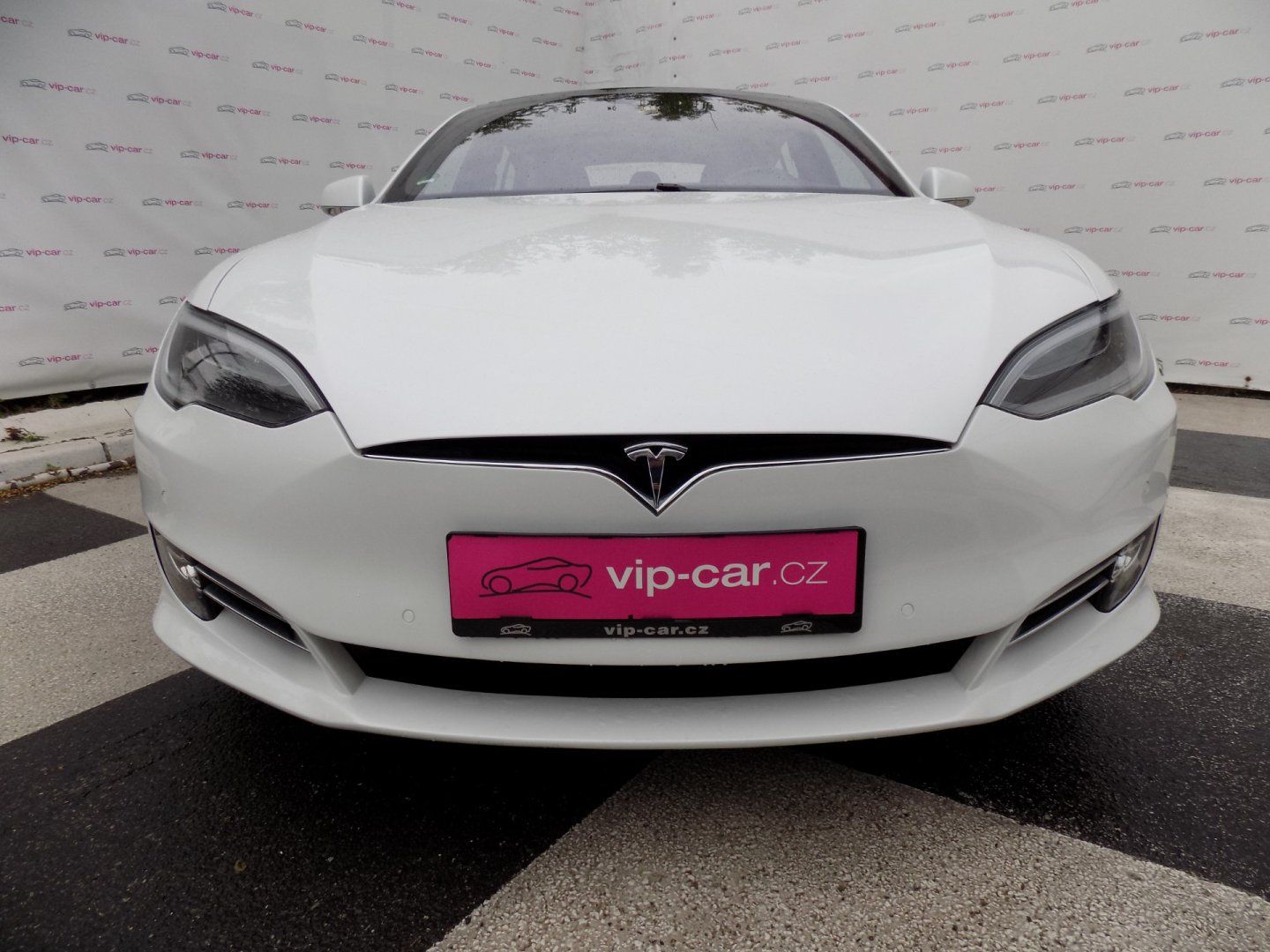 Tesla Model S, P90D-780PS Nabíjení zdarma - fotka 5