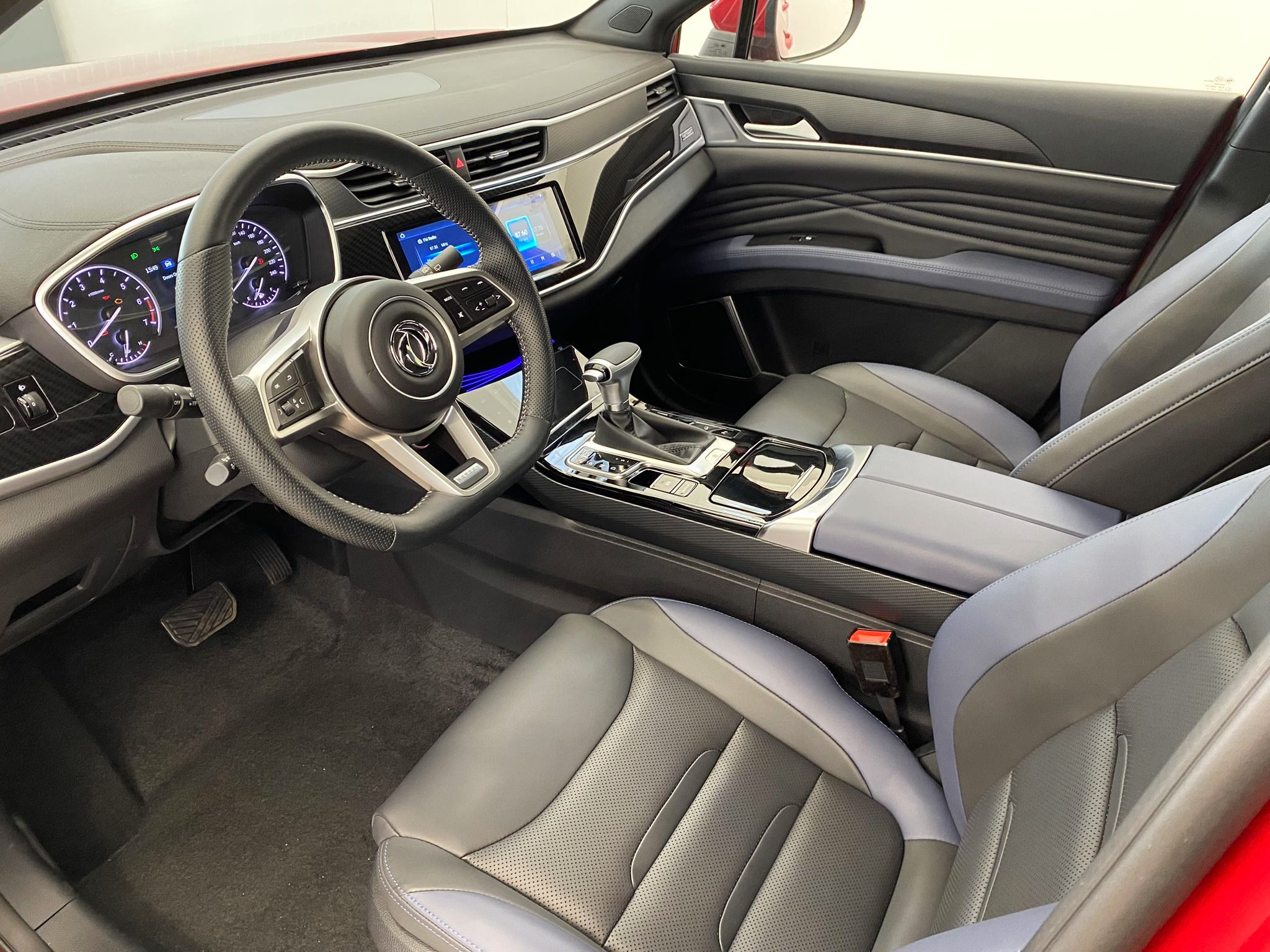 Dongfeng Fengon 5, 1.5 Turbo automat CVT, Classic - fotka 5