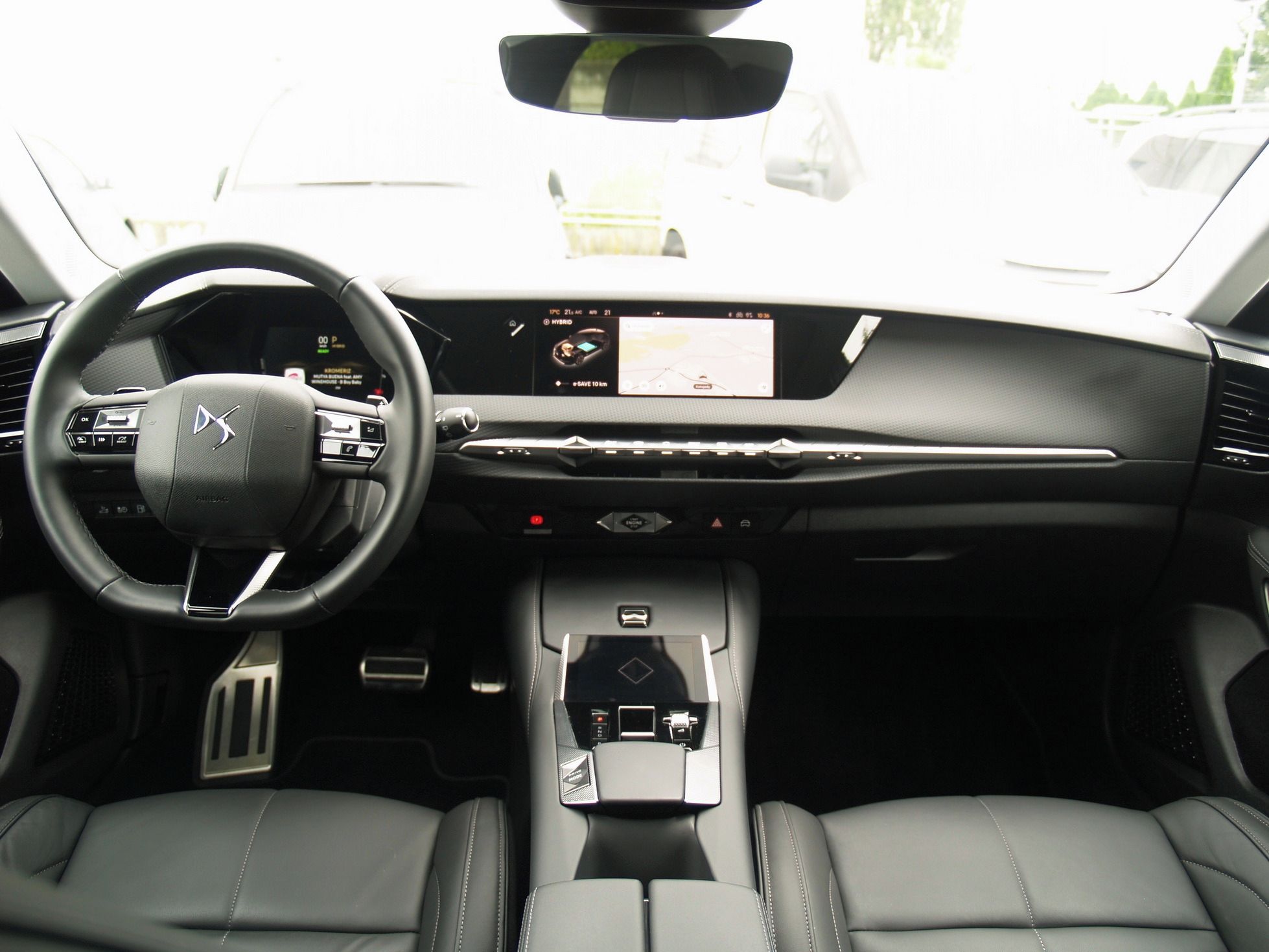 DS 4, RIVOLI CROSS E-TENSE 225 - fotka 5