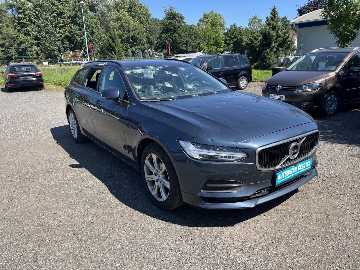 Volvo V90, 2.0 D3 MANUAL PO KROUPÁCH - fotka 3