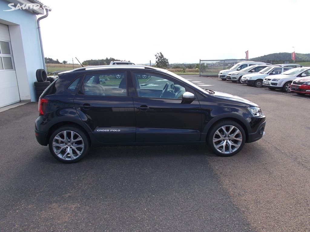 Volkswagen Polo Cross 1 2 TSi 66kW DSG Navi Sauto.cz