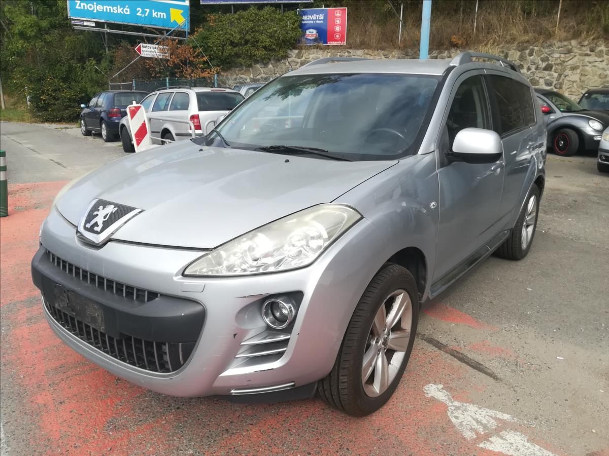 Peugeot 4007, 2,2 HDI 156k Confort Pack 7mis - fotka 3