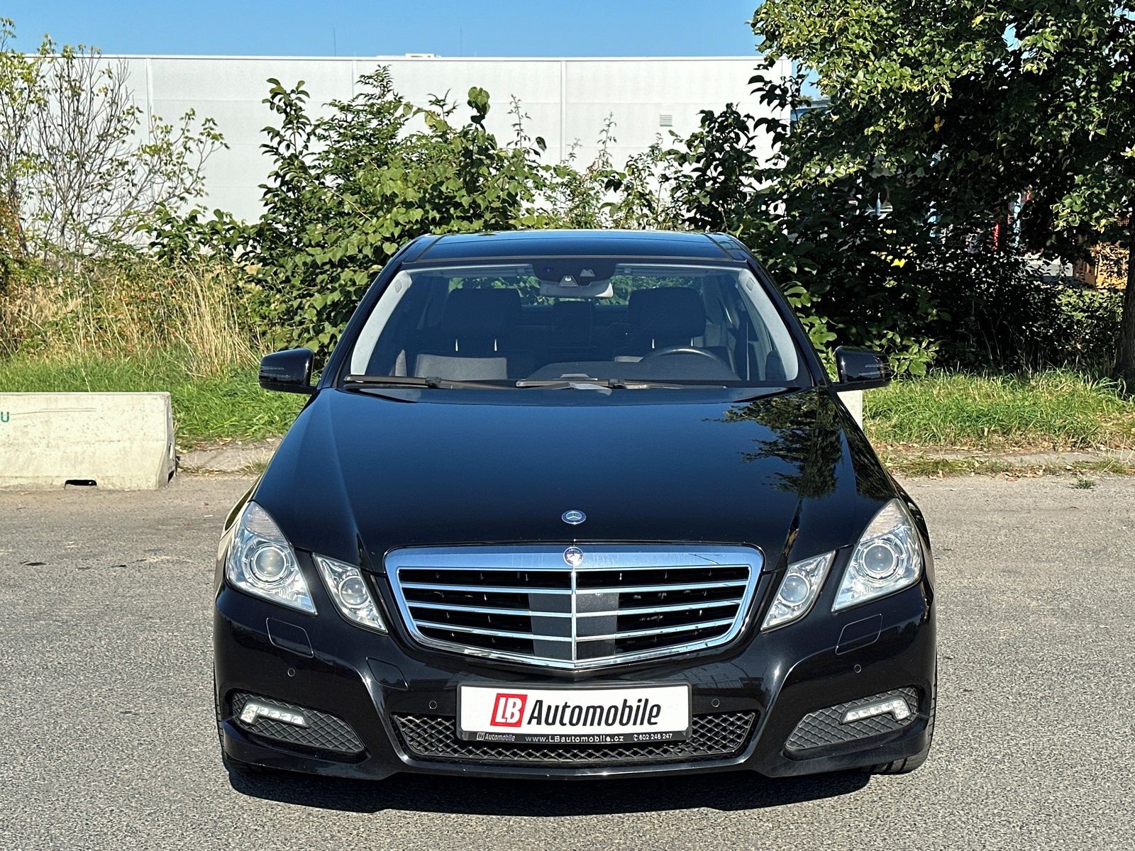 Mercedes-Benz Třídy E, 350 4Matic NAVI PANORAMA TAŽNÉ - fotka 5