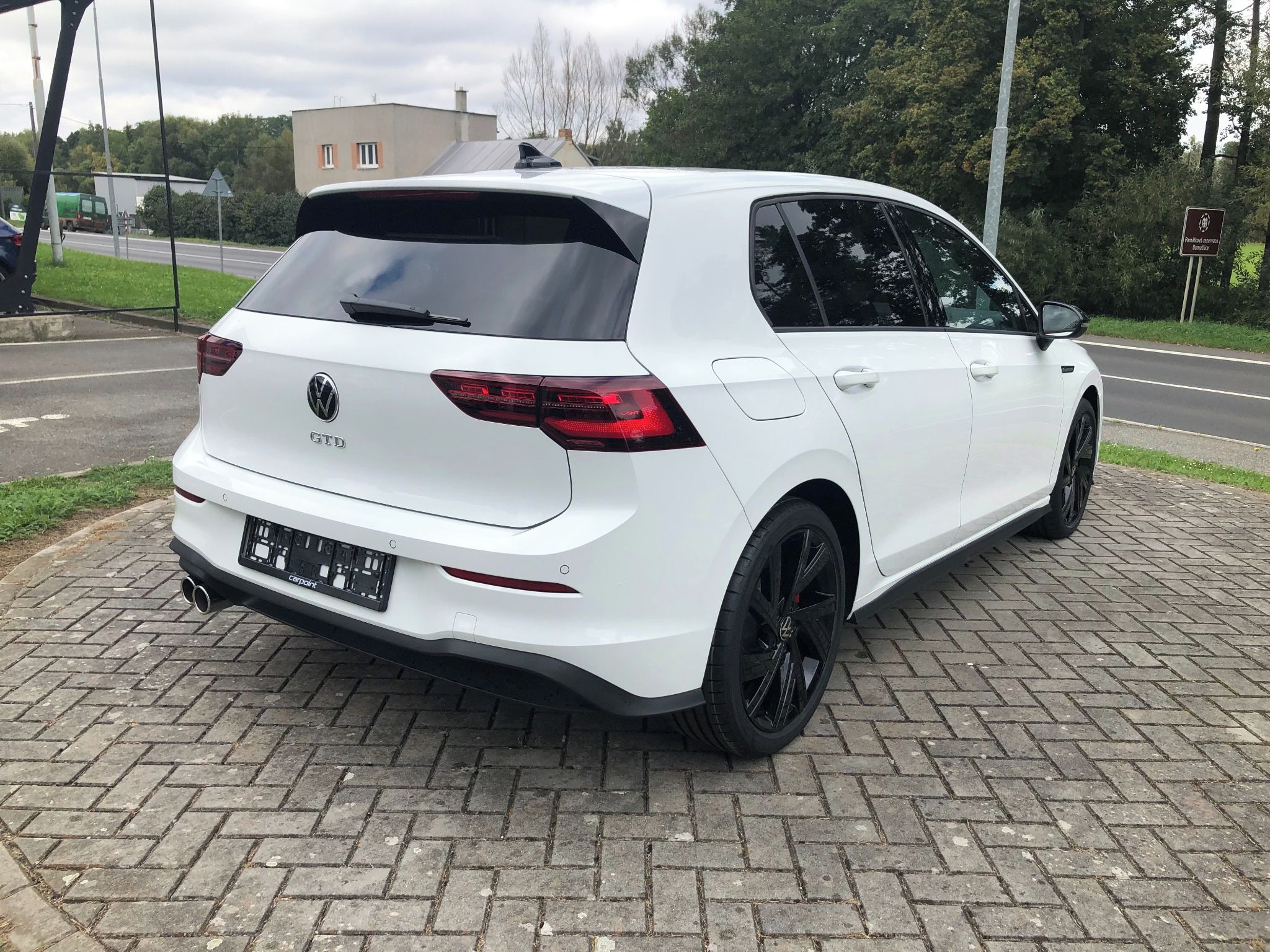 Volkswagen Golf, GTD Matrix LED Harman Kardon - fotka 5
