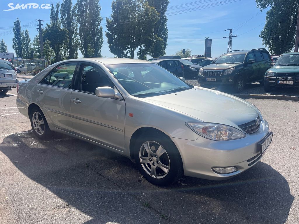 Toyota Camry, fotka 6