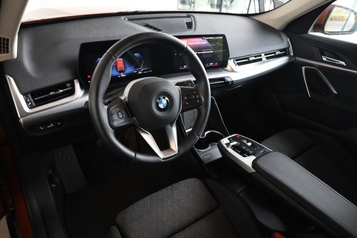 BMW X1, sDrive18d - fotka 2