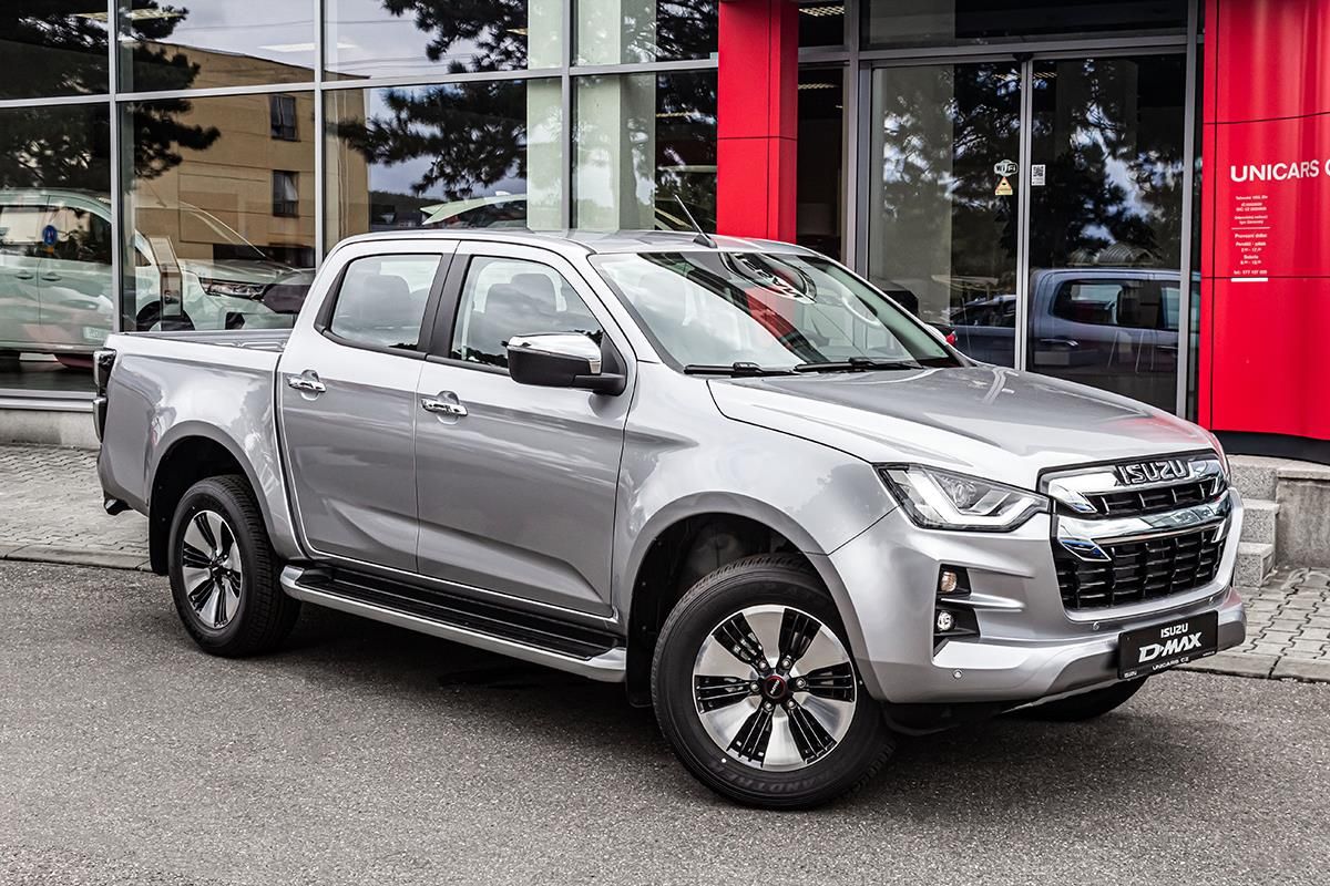 Isuzu D-Max, 1,9 D AT 4x4  LSE Double Cab - fotka 3