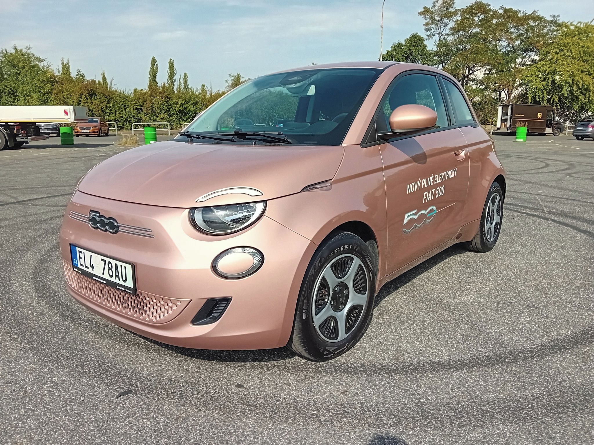 Fiat 500, BEV Passion 3+1 42 kWh - fotka 2
