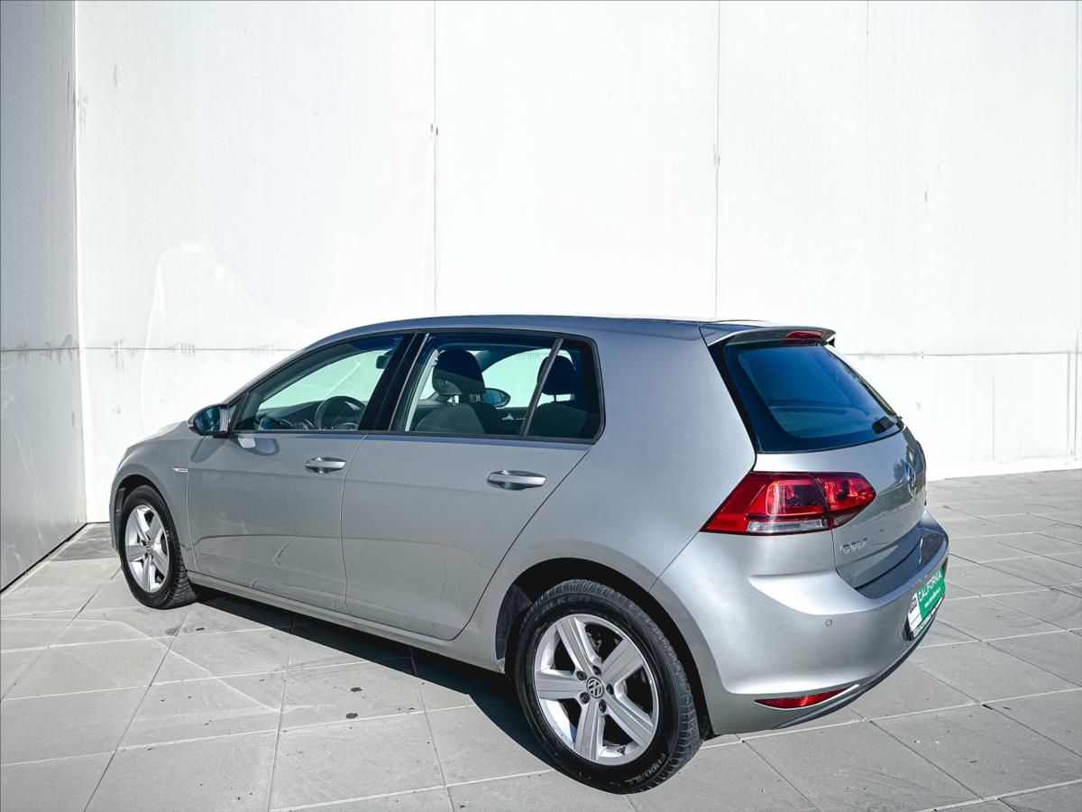 Volkswagen Golf, 1,4 TGi Aut.klima,tempomat - fotka 6