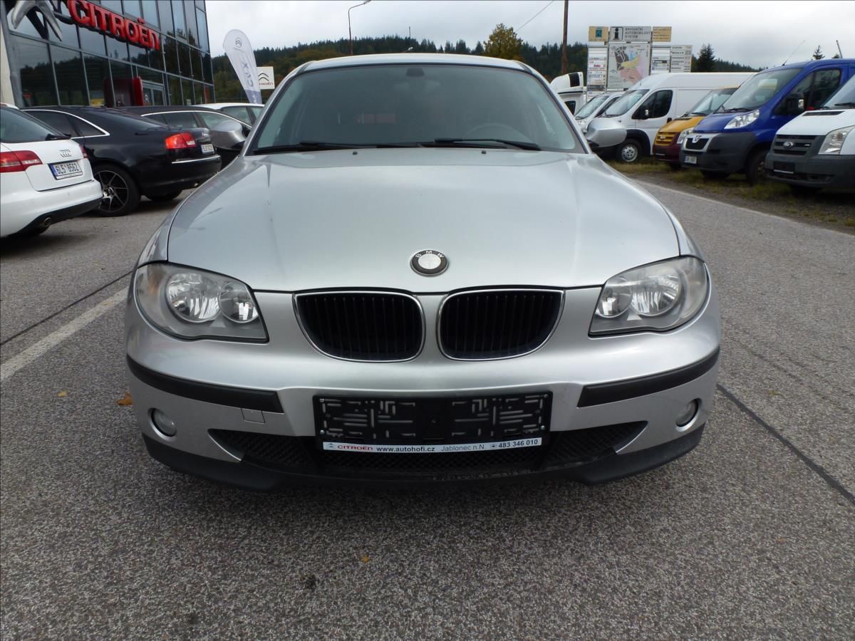 BMW Řada 1, 1,6 116i - fotka 3