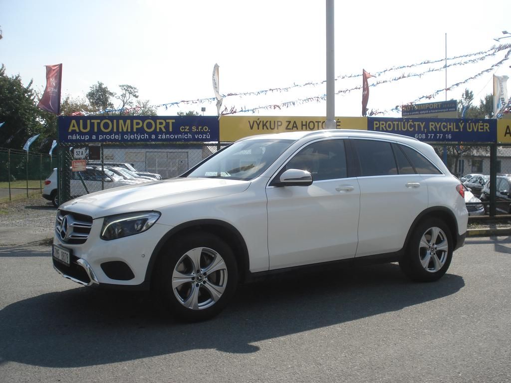 Mercedes-Benz GLC, 220 D   4 MATIC SPORT - fotka 2