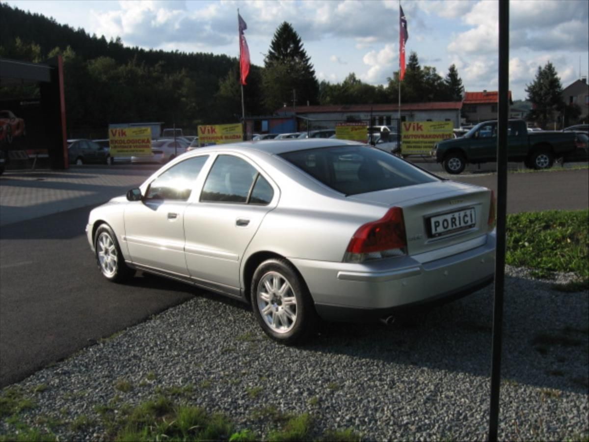 Volvo S60, 2,5   2.5 T - fotka 6