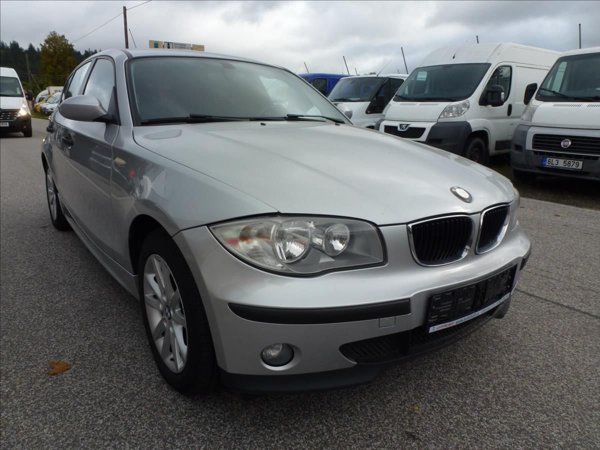 BMW Řada 1, 1,6 116i - fotka 4