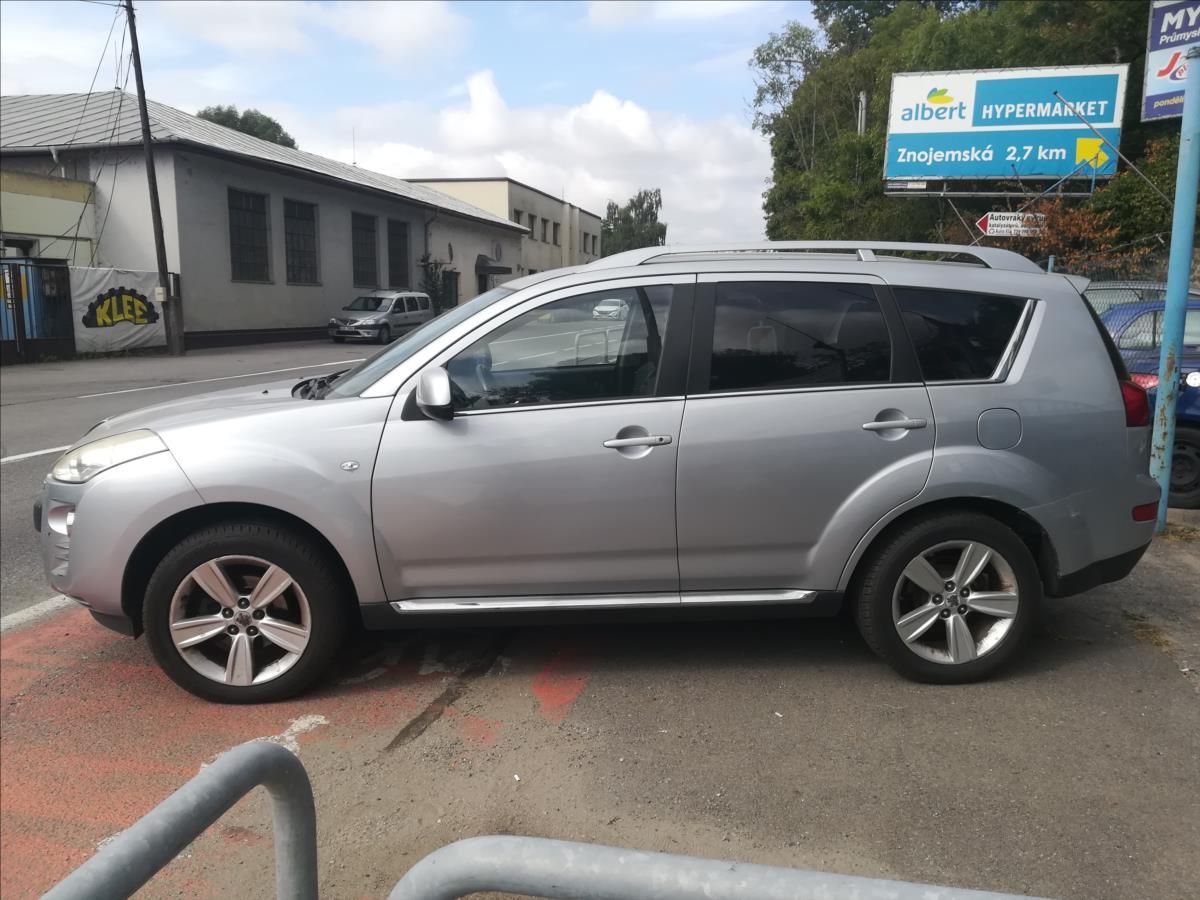 Peugeot 4007, 2,2 HDI 156k Confort Pack 7mis - fotka 6