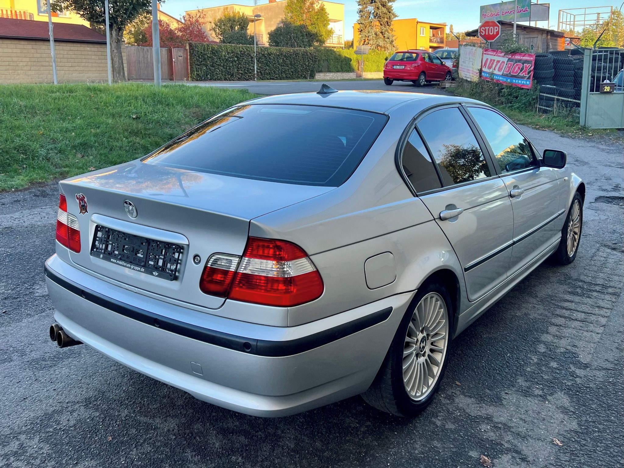 BMW Řada 3, e46 320i 105kW facelift. - fotka 5