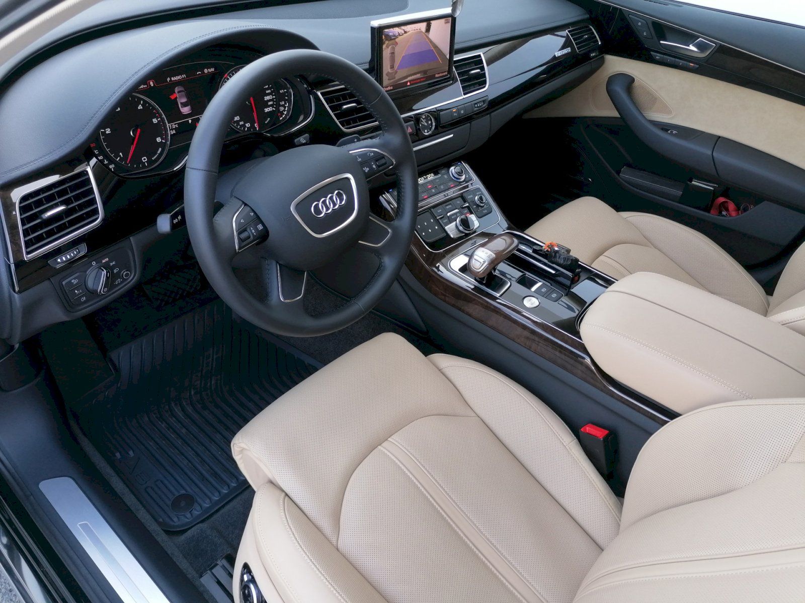 Audi A8, 4,2 V8 Quattro TOP - fotka 5