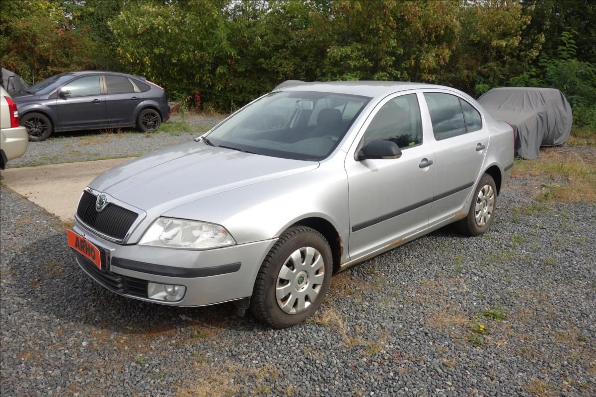 Škoda Octavia, 1,6 i 75KW, ČR, SERVIS. KNIHA. - fotka 2
