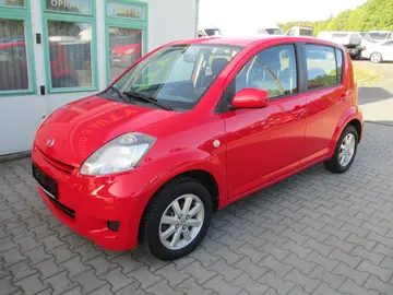 Daihatsu Sirion, 1.3i, 67 kW, klima