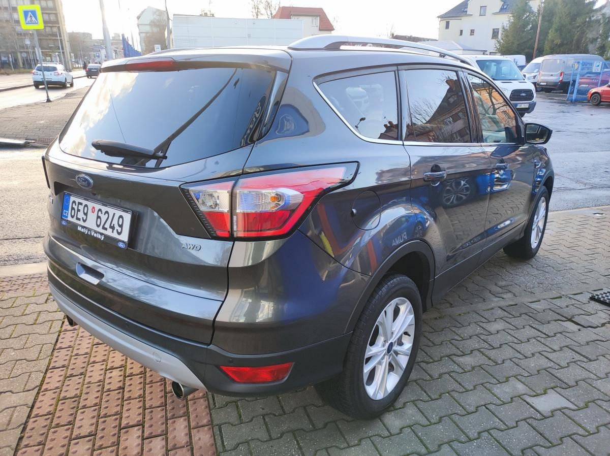 Ford Kuga, 2.0TDCi 132kW 4x4 - fotka 4