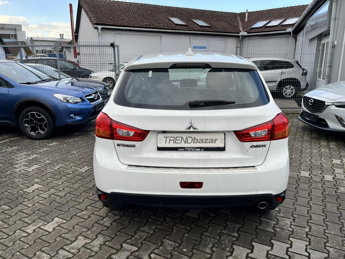 Mitsubishi ASX, 1.6 MIVEC INVITE+, EDICE 100 - fotka 5