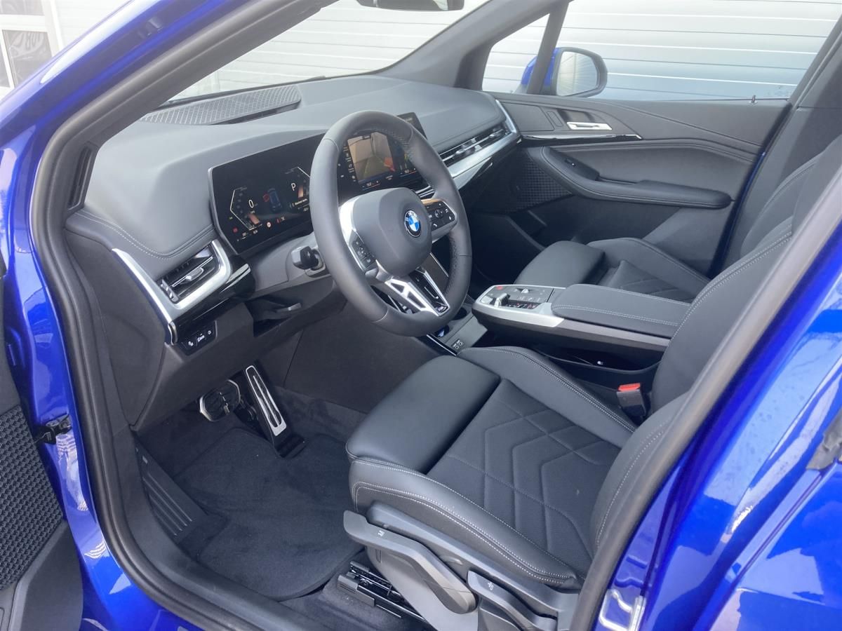 BMW Řada 2, 218d Active Tourer - fotka 4