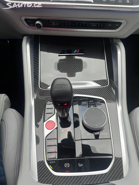 BMW X5, fotka 43