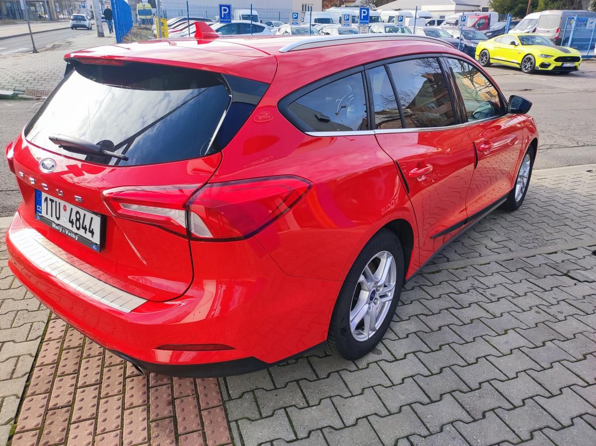 Ford Focus, 1.5TDCi-88KW,ČR 1maj - fotka 4