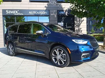 Chrysler Pacifica, Pinnacle V6, AWD, EU navi