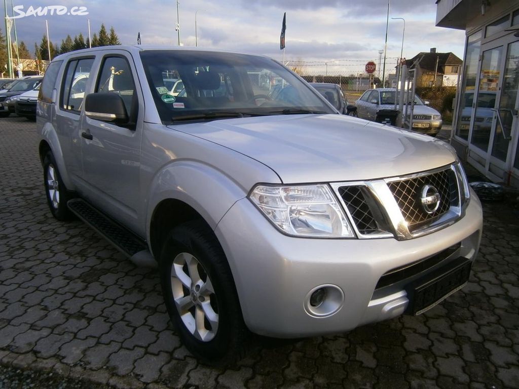 Nissan Pathfinder, 2.5DCi 140kw,4x4,serviska