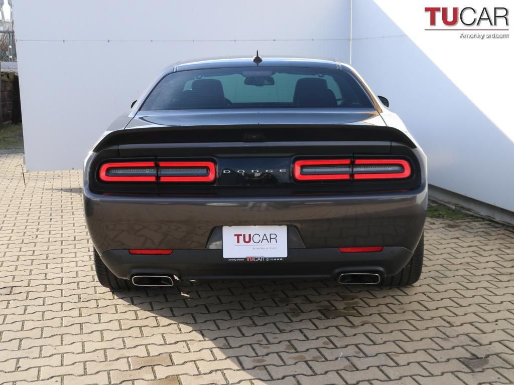 Dodge Challenger, 6,4 V8 Scat Pack  Wide-Body - fotka 5