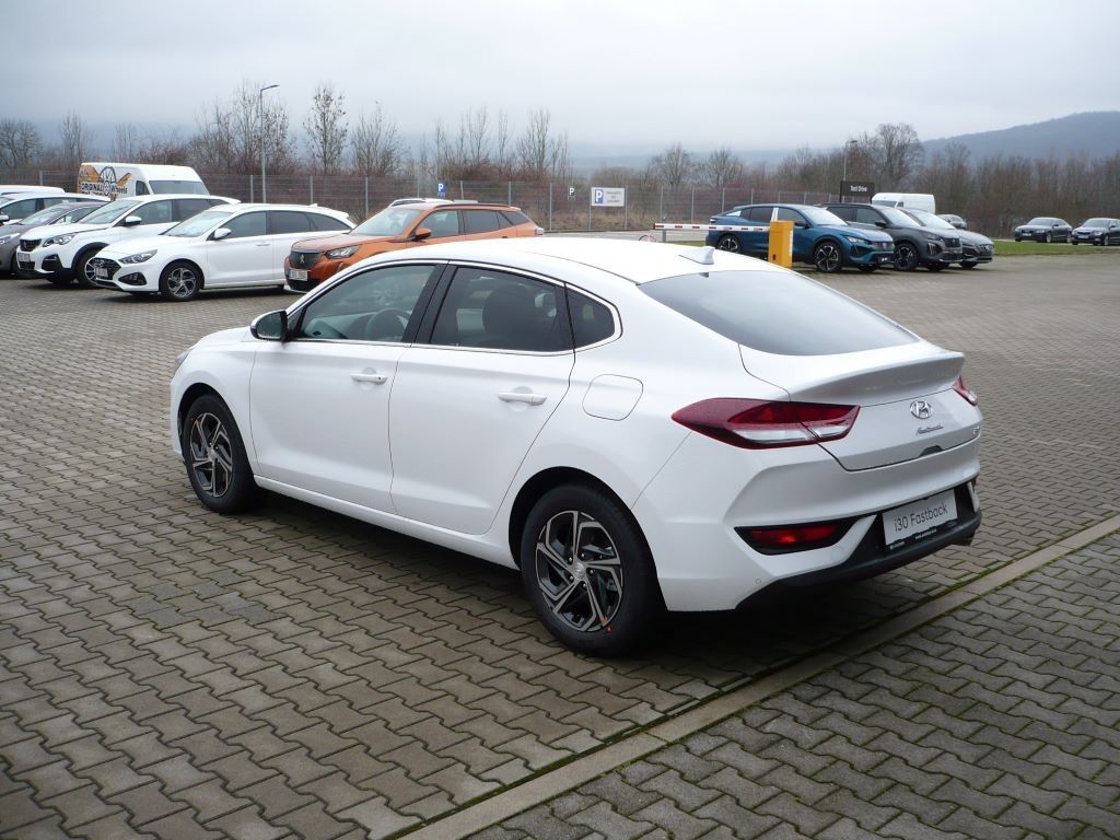 Hyundai i30, FB FAMILY SMART NAVI 1,0T-GDi - fotka 5