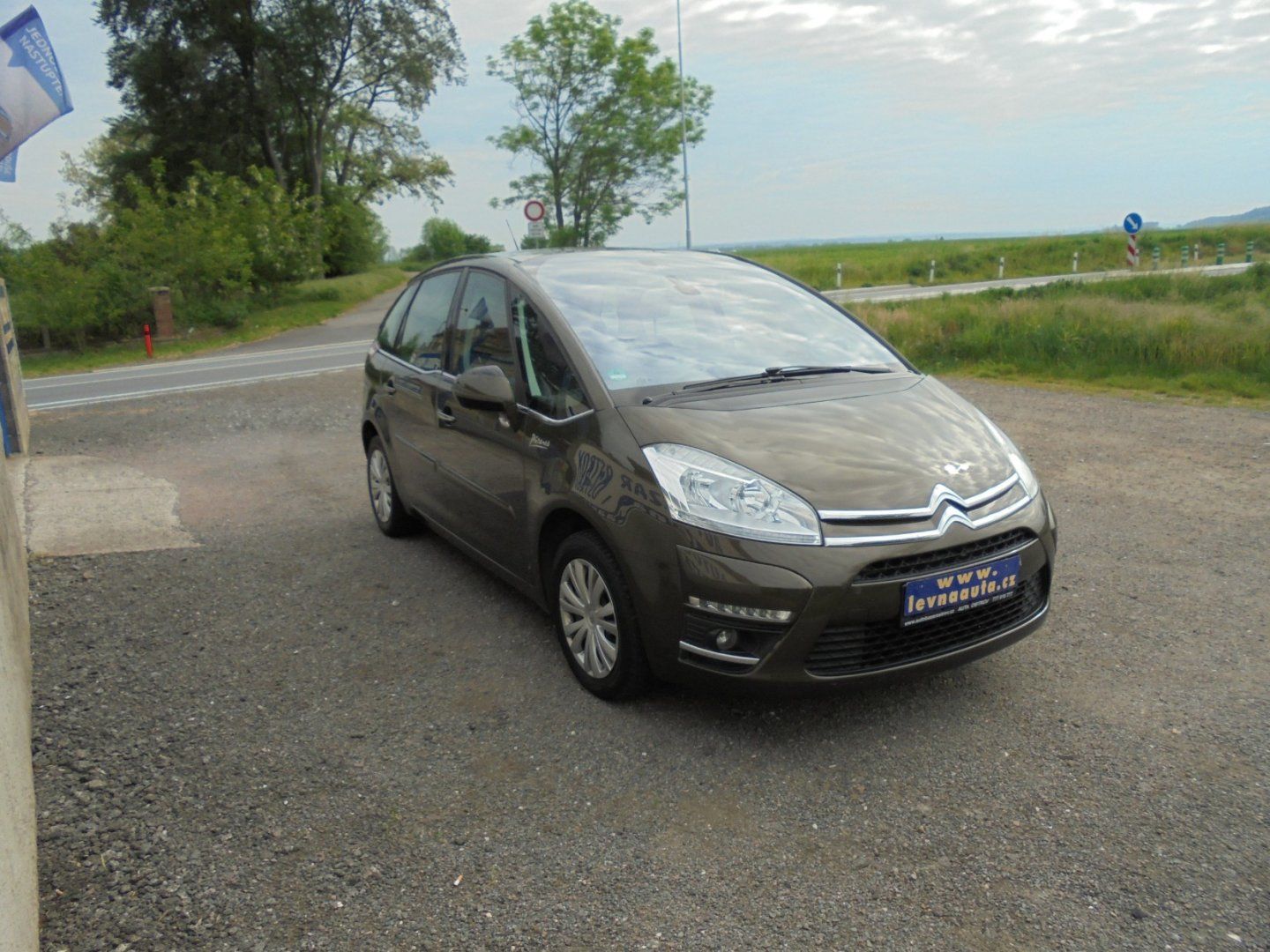 Citroën C4 Picasso, 1.6 benzín 88KW - fotka 3