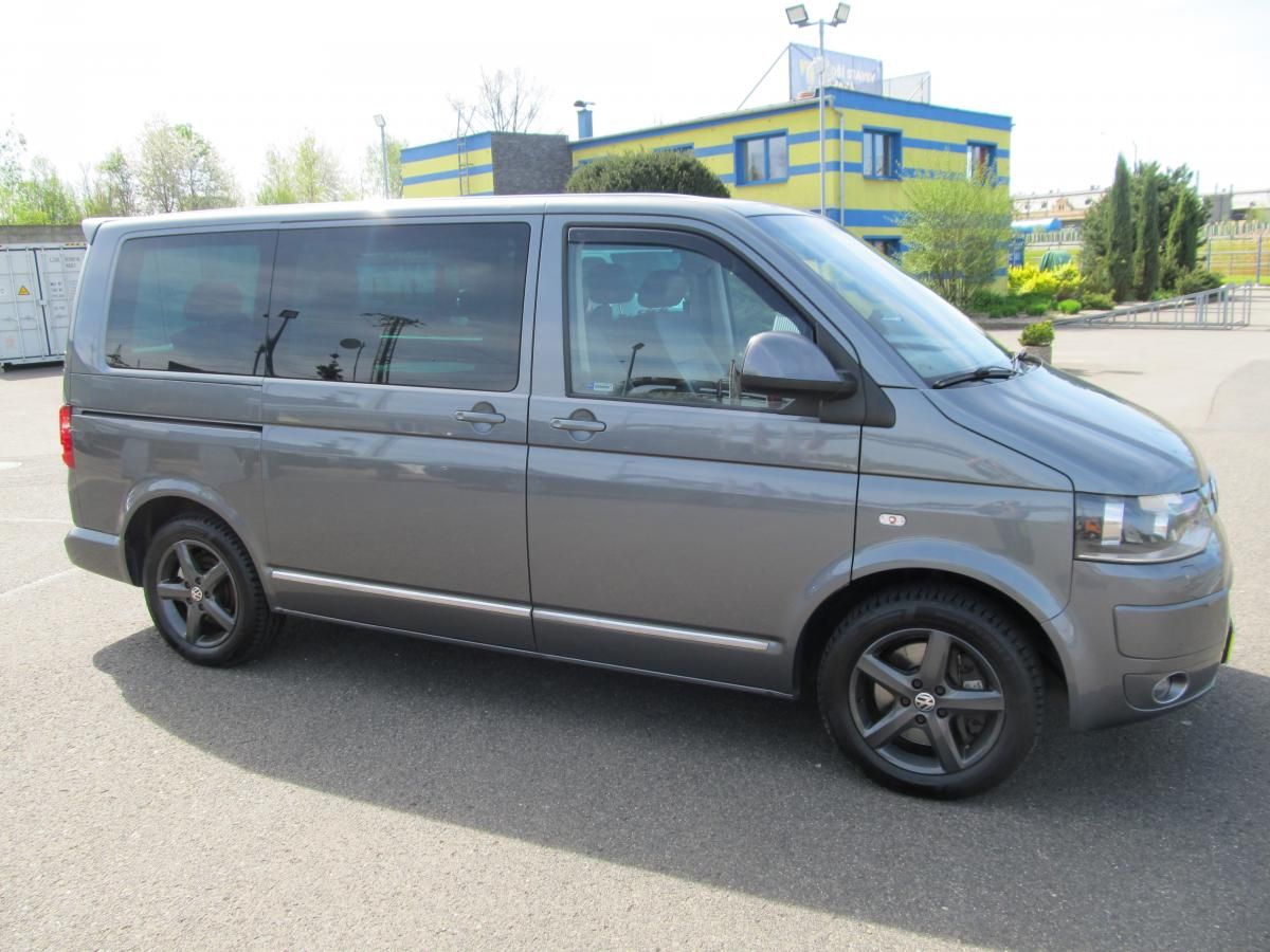 Volkswagen Multivan, 2.0 TDI 132kw DSG 4x4 HIGLINE - fotka 3