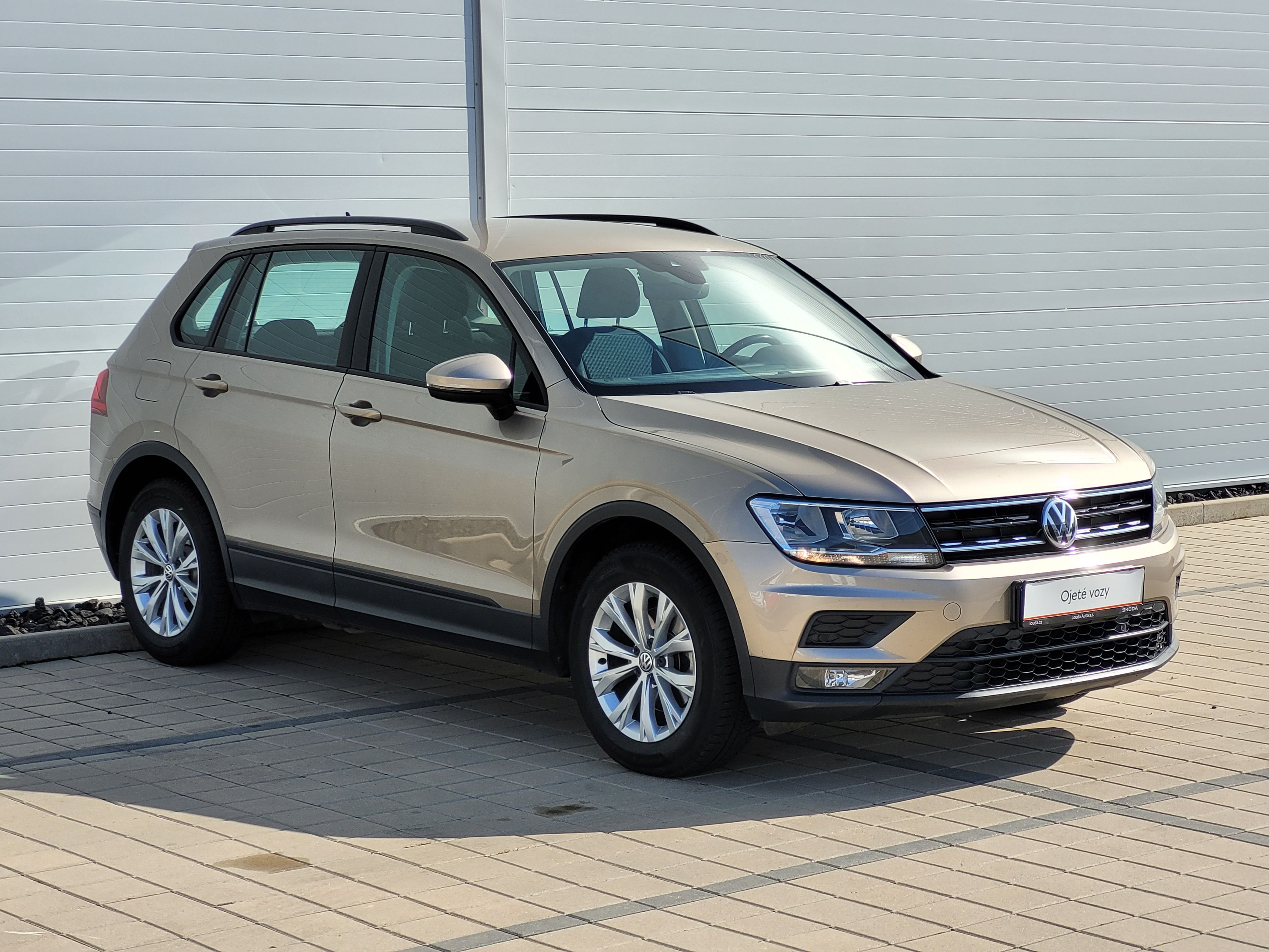 Volkswagen Tiguan, Trendline 1.4 TSI 92 kW - fotka 2