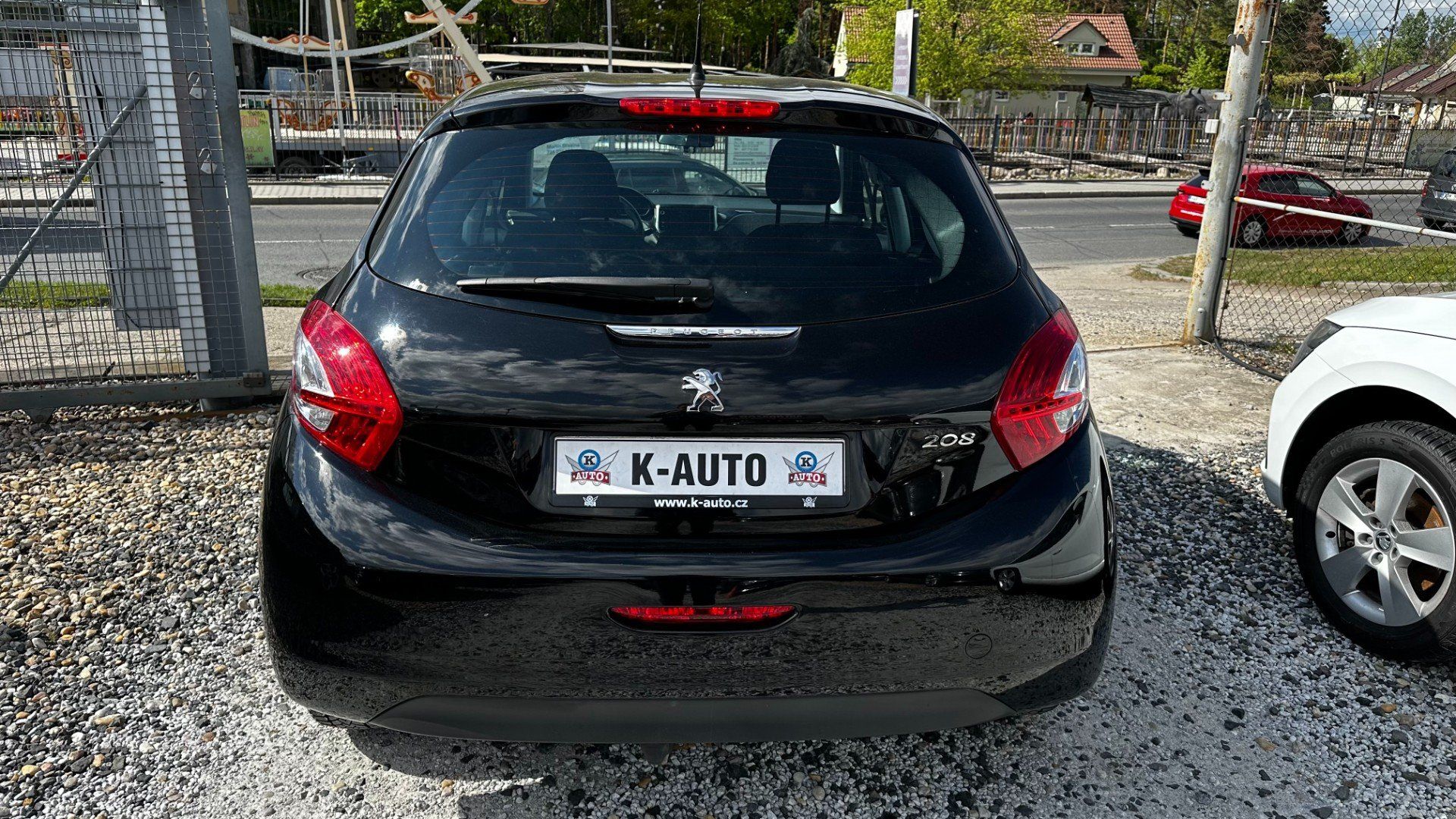 Peugeot 208, 1.2i 60kW*PureTech*Servis* - fotka 5