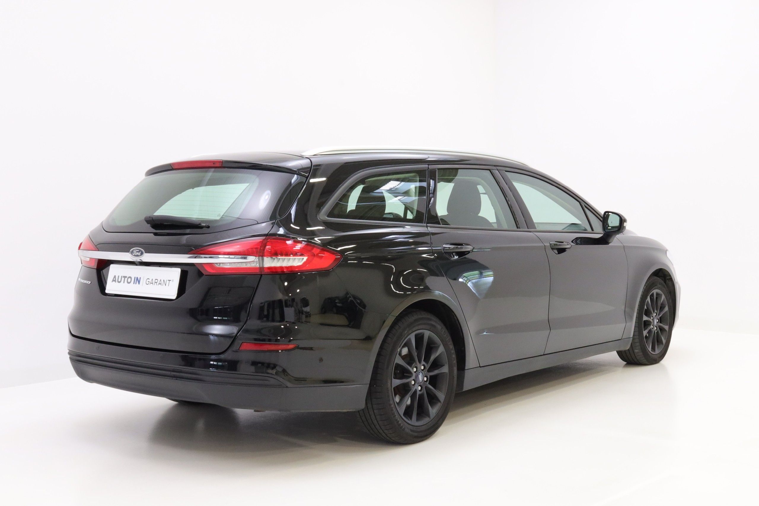 Ford Mondeo, AT8, park. kamera, servis, zár - fotka 6
