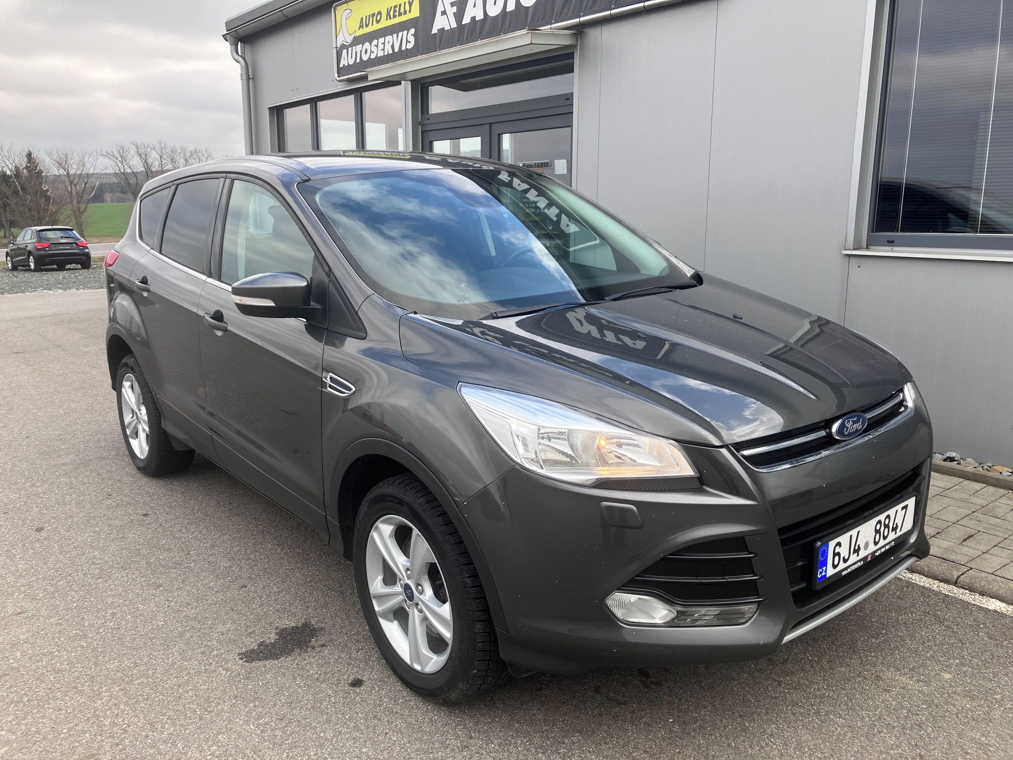 Ford Kuga, 2,0TDCI 4x4 110kW manuál - fotka 2
