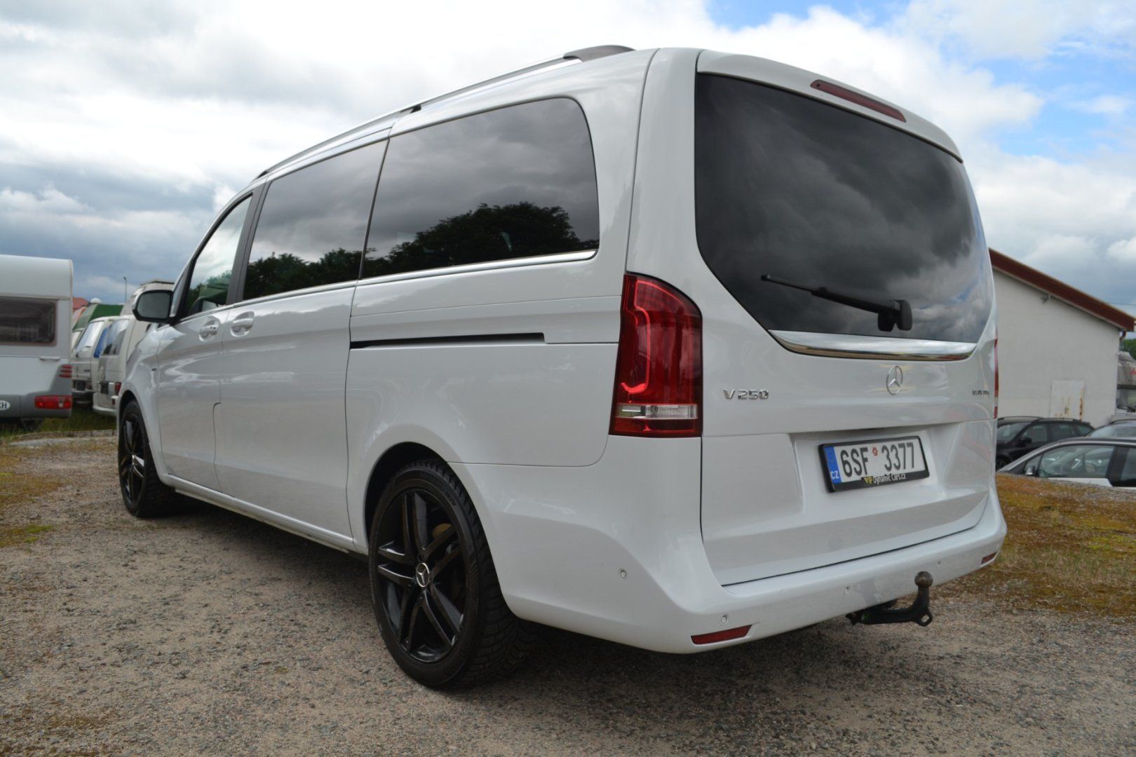 Mercedes-Benz Třídy V, 250D Long Edition 1 Burmester - fotka 5