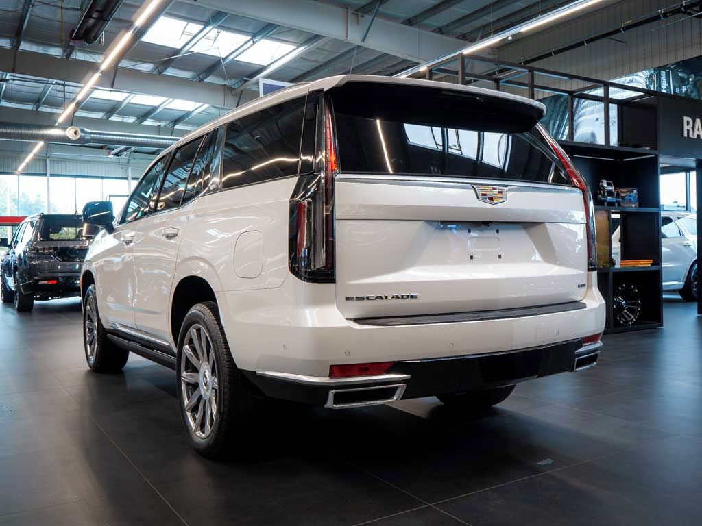 Cadillac Escalade, 6.2 Premium Luxury Platinum - fotka 3