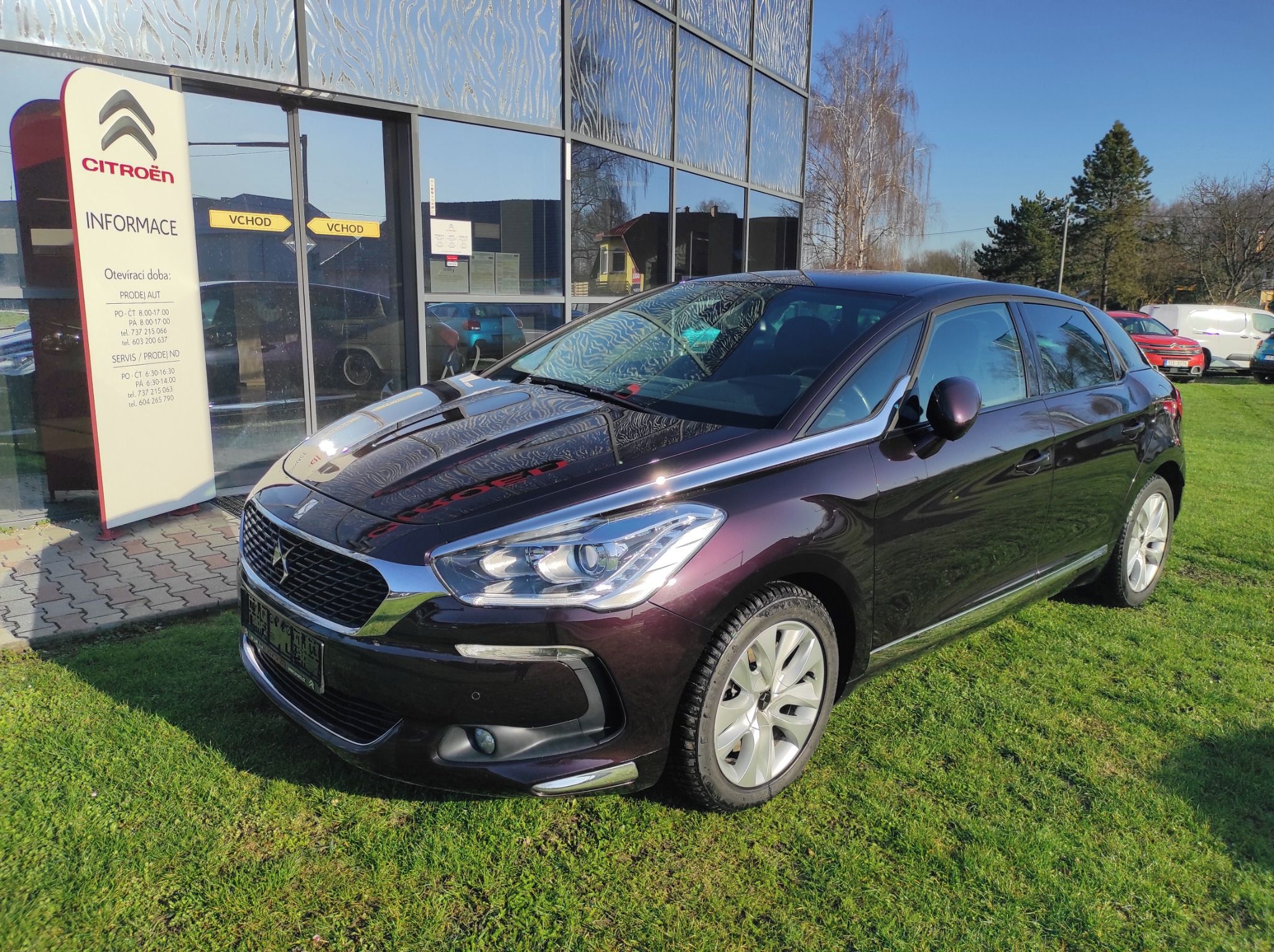 Citroën DS5, 2.0 HDi EAT6 - fotka 4